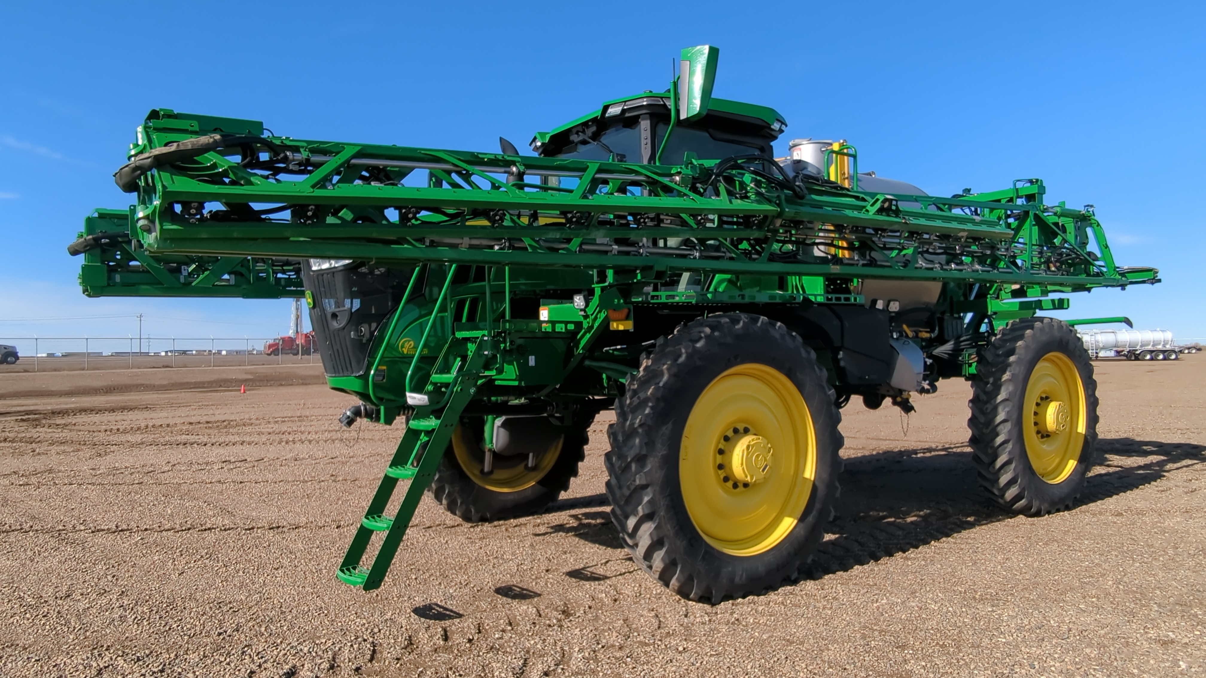 2023 John Deere 616R